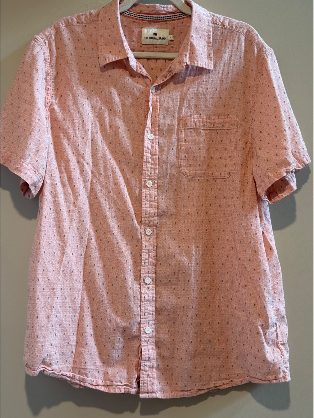 The Normal Brand Men's XL Short Sleeve Button-Up Shirt Pink Cotton